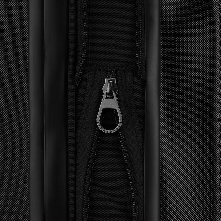 Bugatti Brussels 24" Luggage